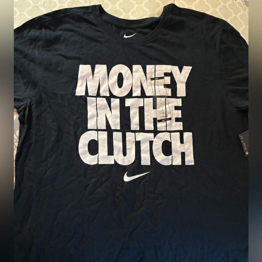 Men’s Nike Athletic TShirt “money in the clutch”
Size Large